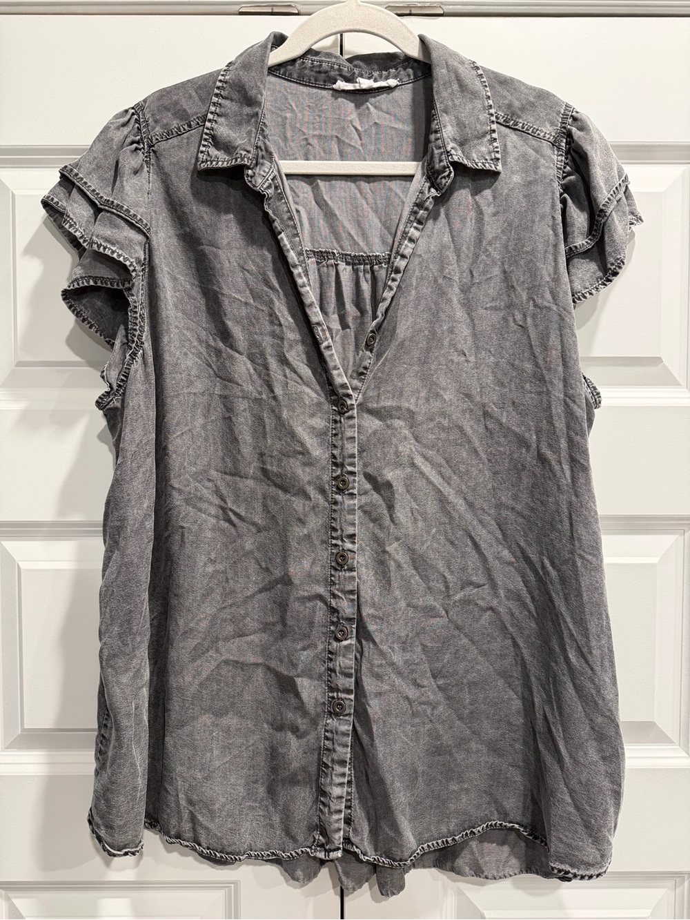 Jane and Delancey Washed Gray Ruffle Sleeve Button-Down Top
